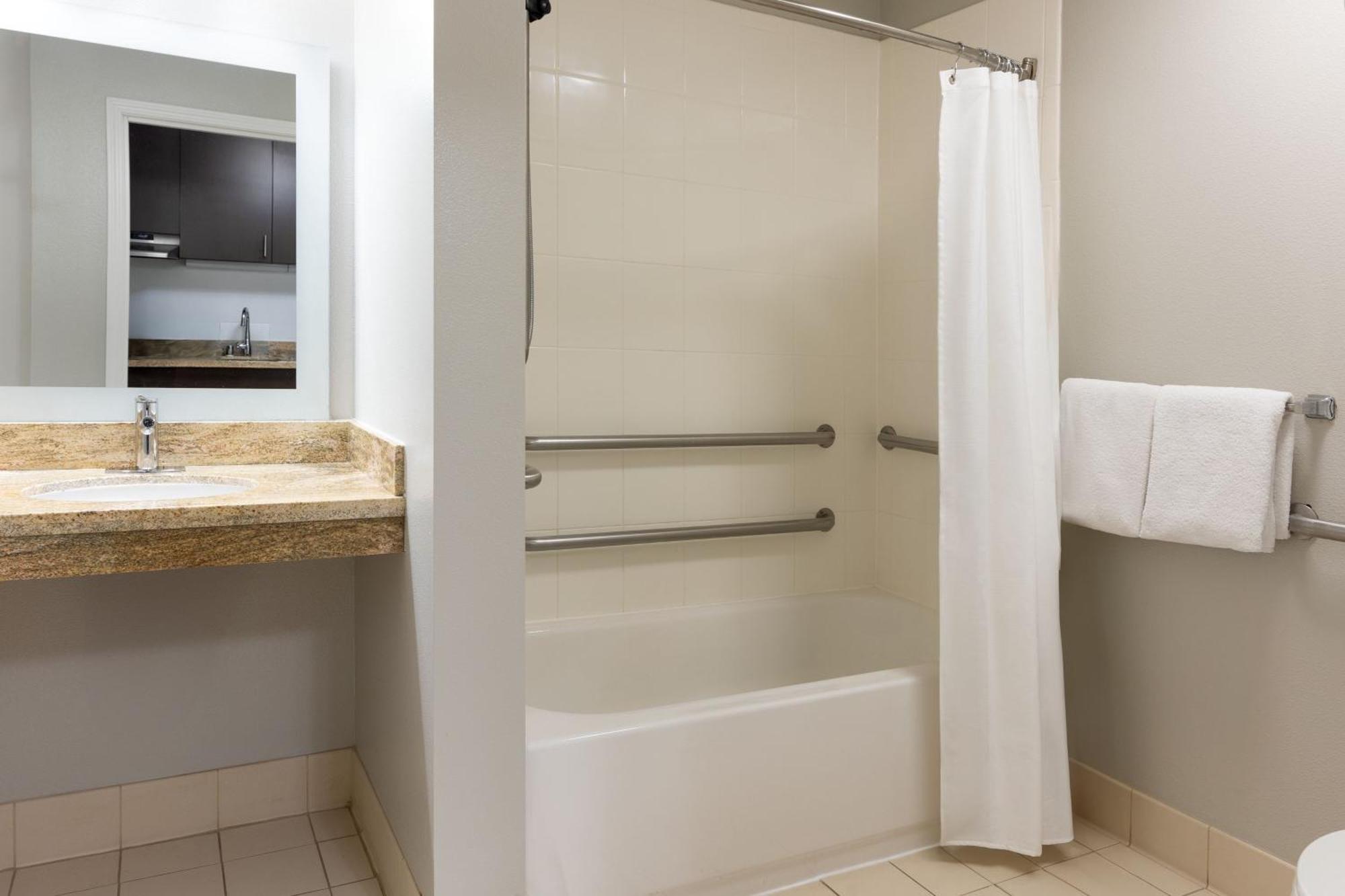 Towneplace Suites By Marriott Sacramento Roseville Exterior foto